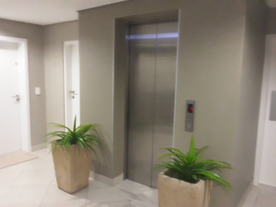 To Let 2 Bedroom Property for Rent in Strand Central Western Cape